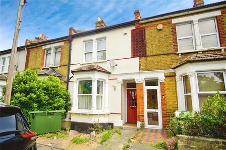 Alford Road, 3 bedroom Mid Terrace House for sale, £350,000