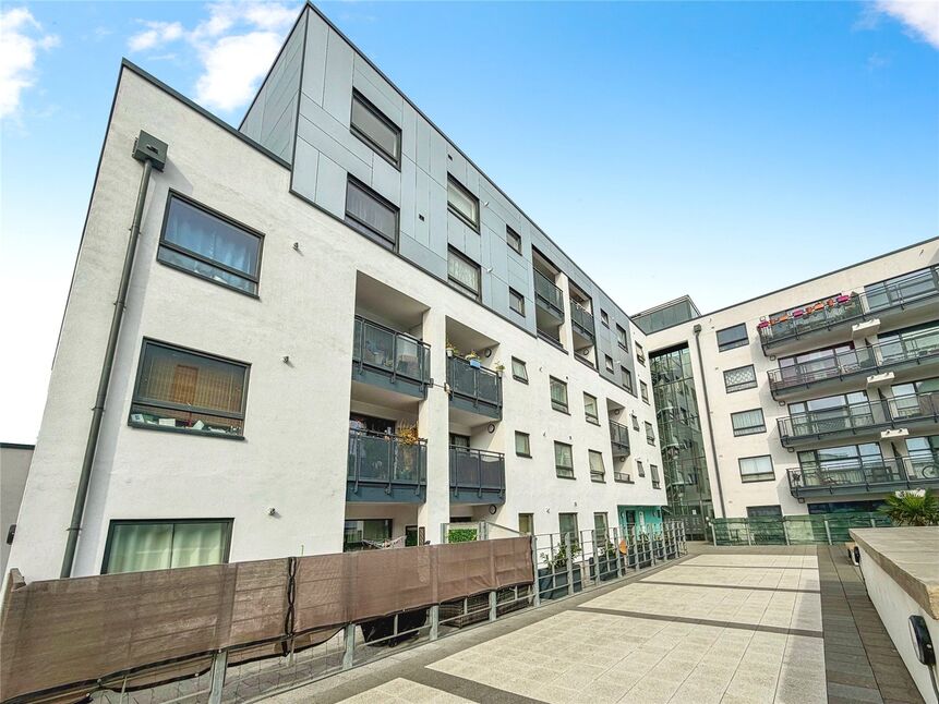Main image of 2 bedroom  Flat to rent, Parkspring Court, 102, Erith, DA8