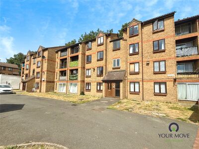 3 bedroom Flat to rent