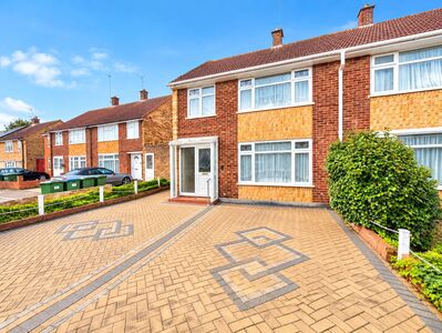 Stevenson Close, 3 bedroom Semi Detached House for sale, &pound;432,000