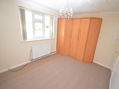 2 bedroom Semi Detached Bungalow to rent