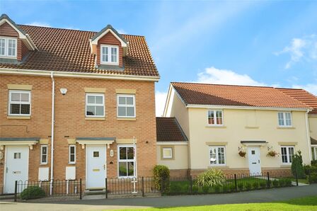 Tiber Road, 3 bedroom Mid Terrace House to rent, £1,100 pcm