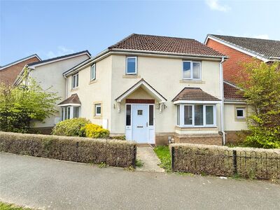 Tiber Road, 4 bedroom Semi Detached House to rent, &pound;1,300 pcm