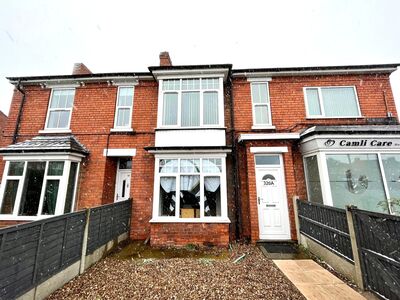 Newark Road, 2 bedroom Flat to rent, &pound;850 pcm