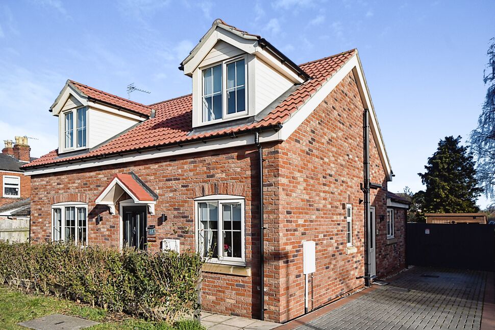 Main image of 3 bedroom Detached House for sale, Elizabeth Avenue, North Hykeham, Lincolnshire, LN6