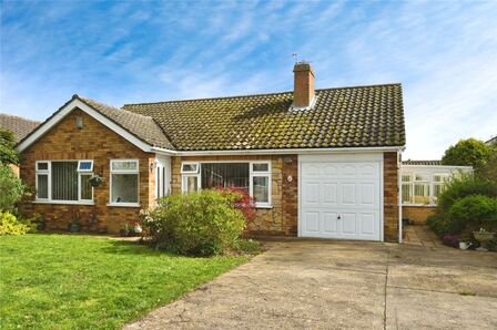 Eddystone Drive, 3 bedroom Detached Bungalow for sale, £290,000