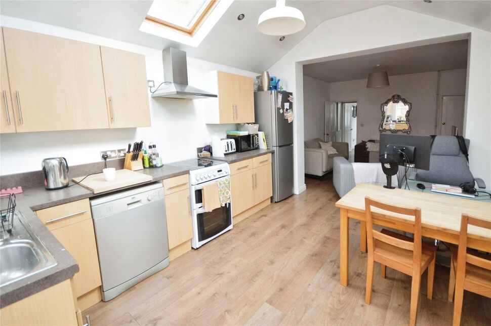 2 bedroom Mid Terrace House for sale, Albany Street, Lincoln, LN1 £