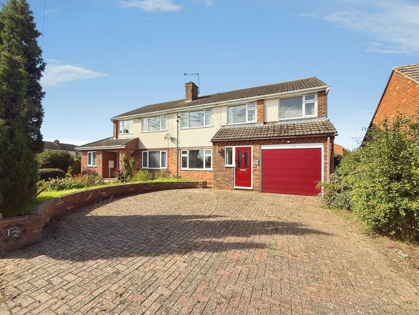 Main image of 4 bedroom Semi Detached House for sale, Dore Avenue, North Hykeham, Lincolnshire, LN6