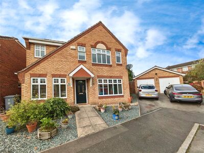 Balmoral Drive, 4 bedroom Detached House for sale, £350,000