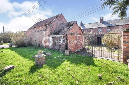 Fen Lane, 4 bedroom Semi Detached House for sale, £350,000