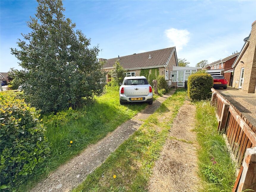 1 bedroom Semi Detached Bungalow for sale