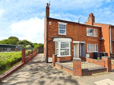 3 bedroom End Terrace House for sale