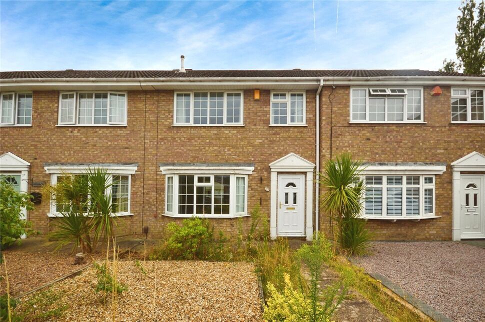 Main image of 3 bedroom Mid Terrace House to rent, Glenbank Close, Lincoln, Lincolnshire, LN6