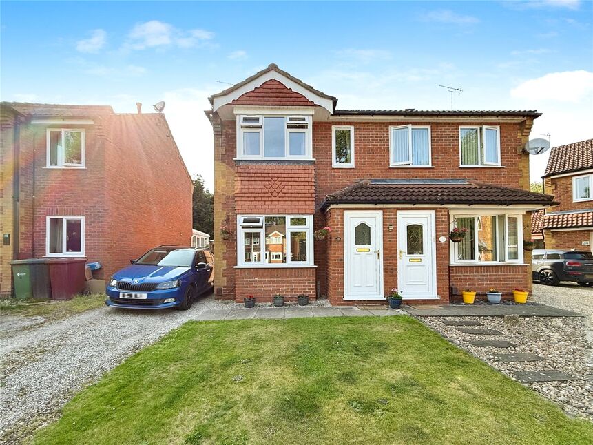 2 bedroom Semi Detached House for sale