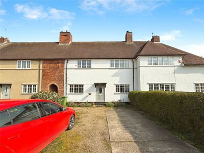 3 bedroom Mid Terrace House for sale