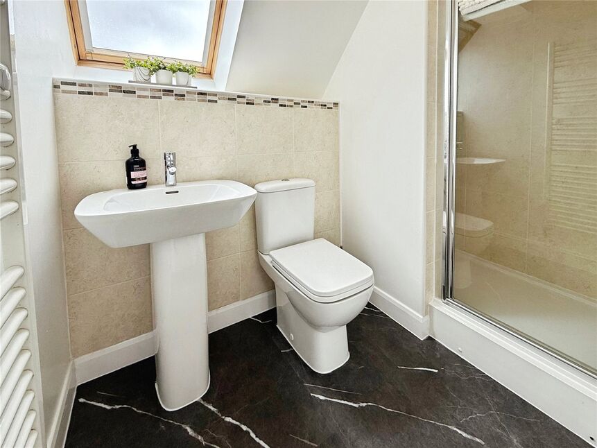 En-Suite 2