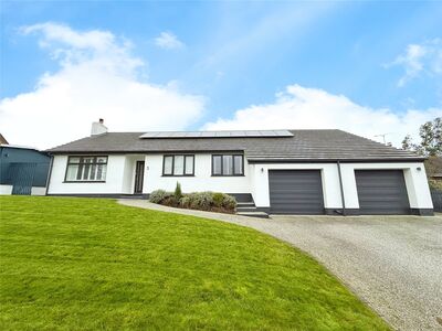 Little Thorpe Lane, 3 bedroom Detached Bungalow for sale, £450,000