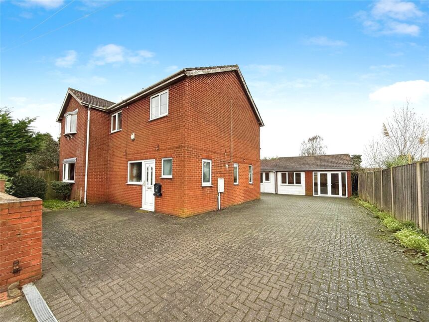 Main image of 5 bedroom Detached House for sale, Chapel Lane, North Scarle, Lincolnshire, LN6