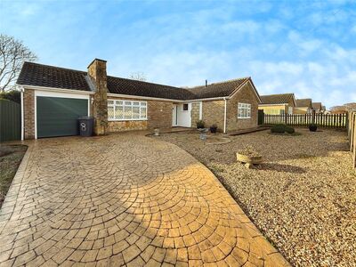 Derwent Close, 3 bedroom Detached Bungalow for sale, &pound;310,000