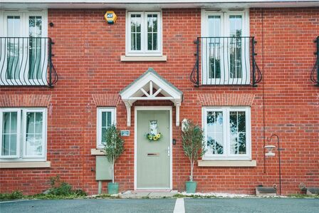 Capito Drive, 3 bedroom Mid Terrace House for sale, &pound;235,000