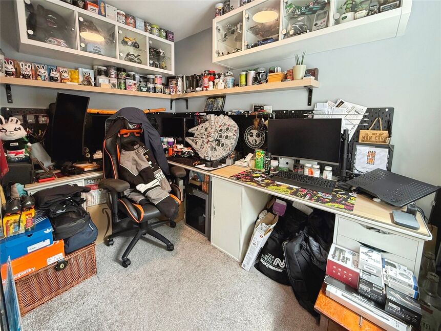Office / Bedroom 4