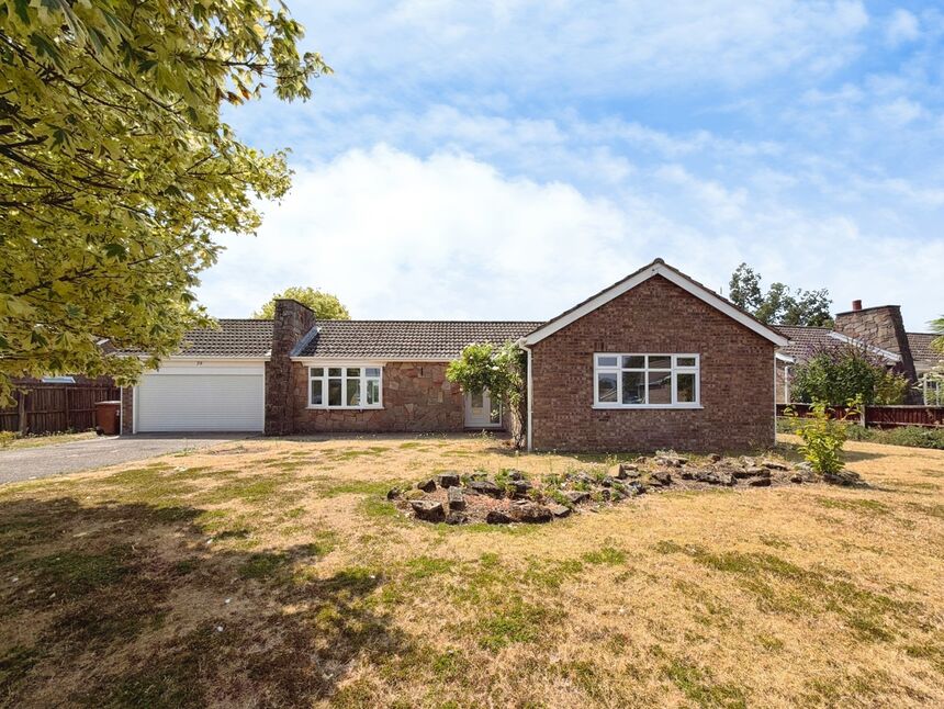 Main image of 3 bedroom Detached House for sale, Hebden Moor Way, North Hykeham, Lincolnshire, LN6