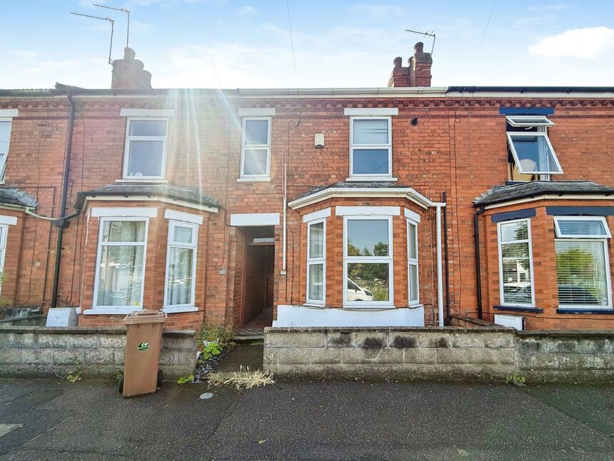 Main image of 3 bedroom Mid Terrace House for sale, Kingsway, Lincoln, Lincolnshire, LN5
