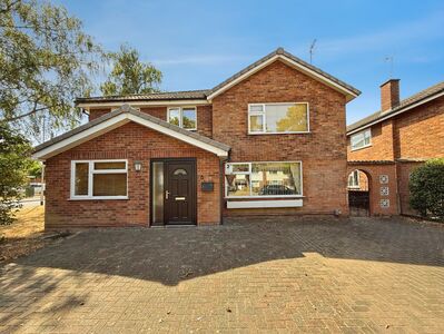Dore Avenue, 5 bedroom Detached House for sale, &pound;425,000