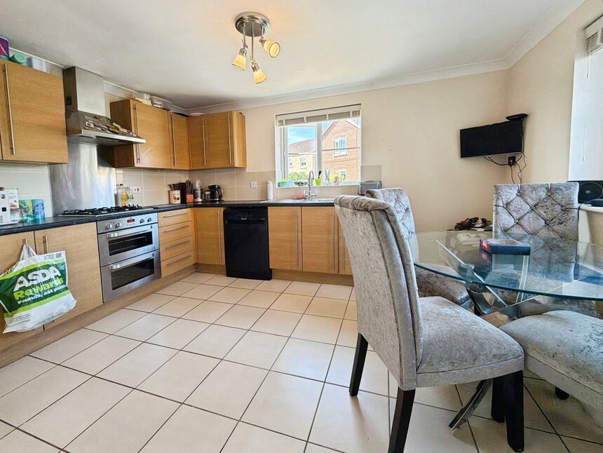 Kitchen / Breakfast Room