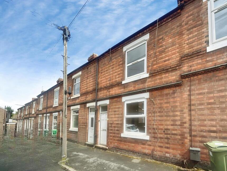 Main image of 2 bedroom Mid Terrace House for sale, Wellington Street, Nottingham, NG3