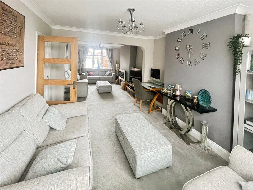Lounge / Dining Room