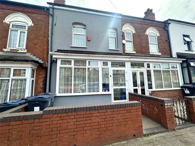 3 bedroom Mid Terrace House for sale