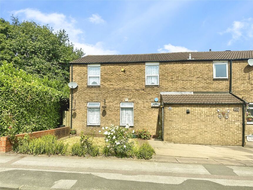 4 bedroom End Terrace House for sale
