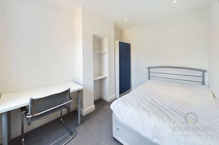 Sharman Road, 1 bedroom Property to rent, &pound;550 pcm