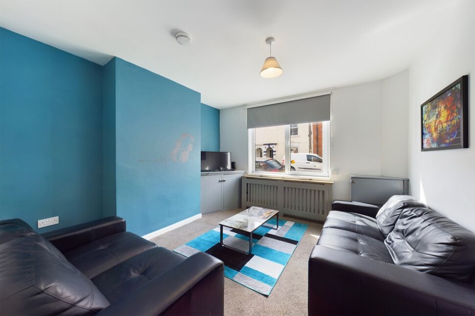 Main image of 4 bedroom  House to rent, Thirlestane Road, Far Cotton, Northampton, NN4