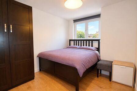 Edith Street, 1 bedroom Flat to rent, &pound;625 pcm