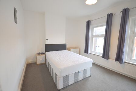 Euston Road, 4 bedroom  House to rent, £565 pcm