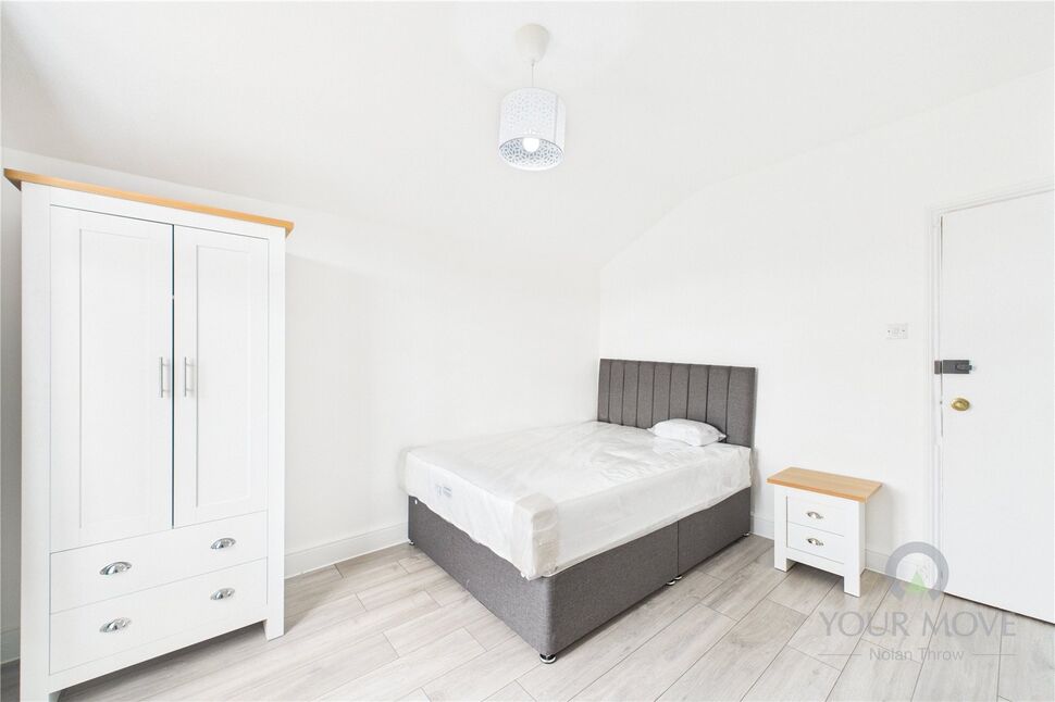 1 bedroom  Room to rent