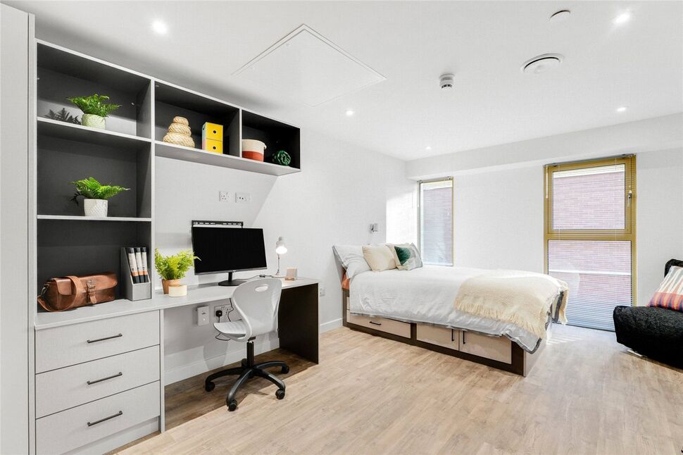 Main image of 1 bedroom Flat to rent, College Street, Northampton, West Northamptonshire, NN1