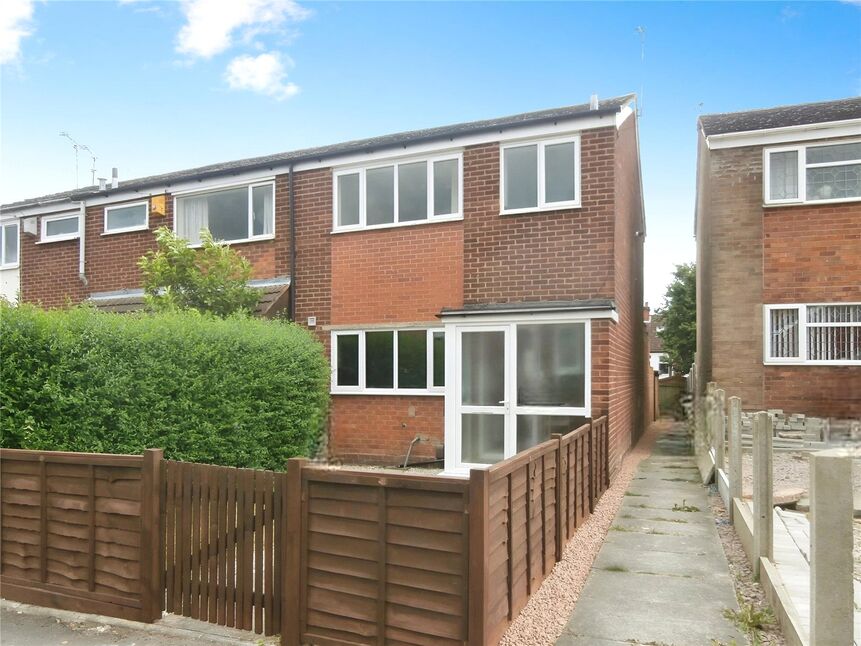 Main image of 3 bedroom End Terrace House to rent, Hilton Avenue, Nuneaton, Warwickshire, CV10