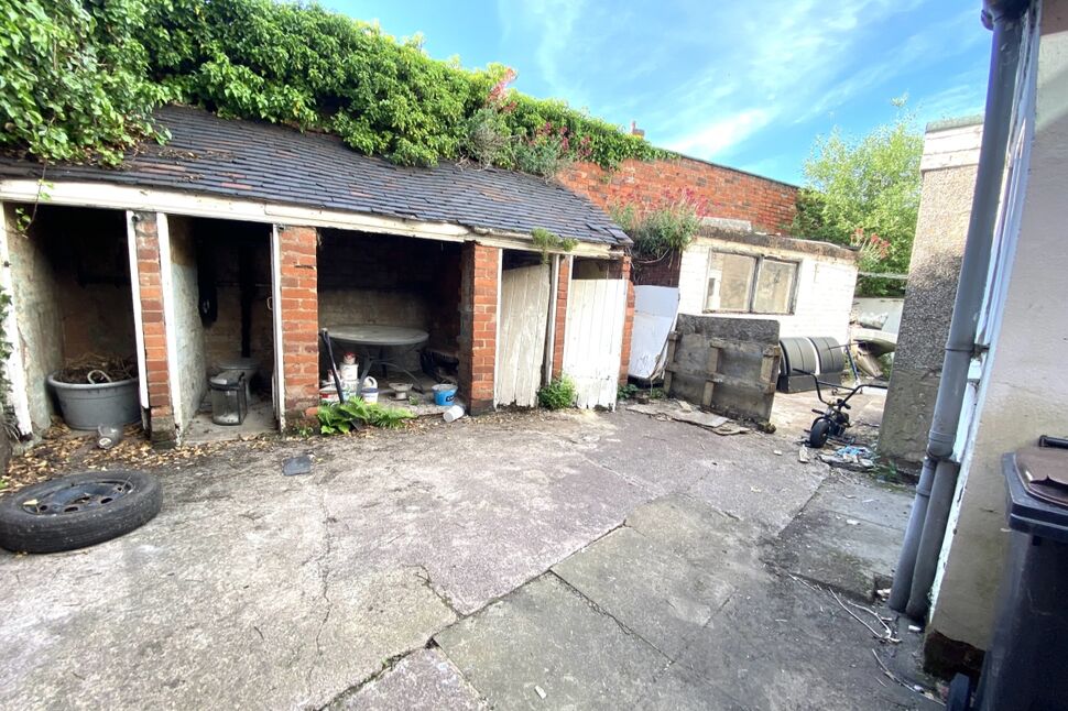 Shared Rear Yard