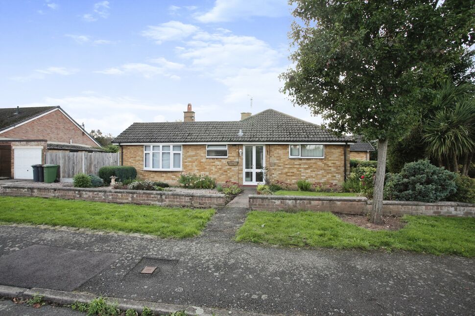 3 bedroom Detached House for sale, Leyland Road, Nuneaton, CV11 £265,000