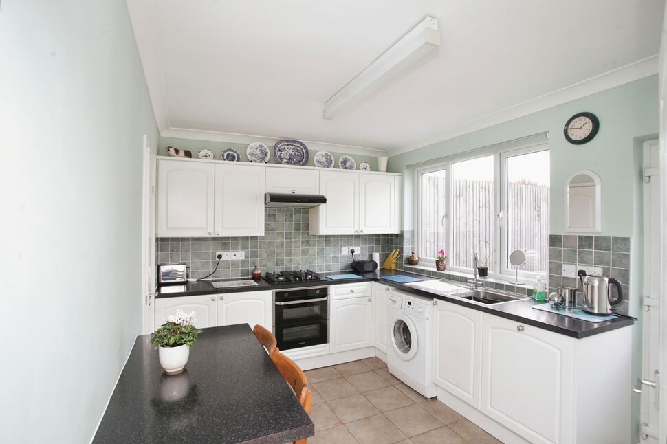 3 bedroom Detached House for sale, Leyland Road, Nuneaton, CV11 £265,000