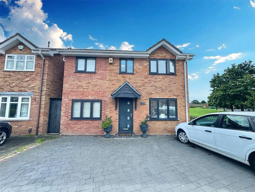 Main image of 5 bedroom Detached House for sale, Tiverton Drive, Nuneaton, Warwickshire, CV11
