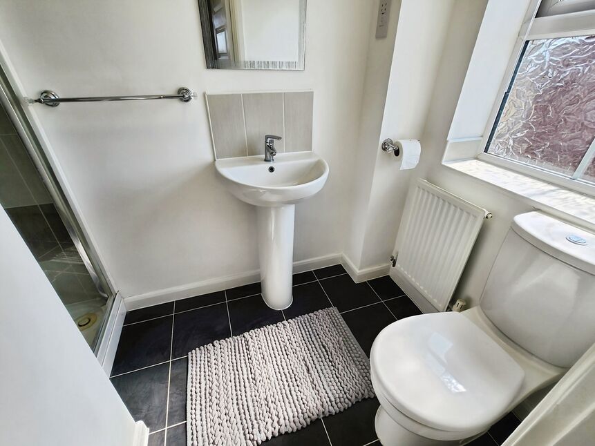 En-Suite Shower