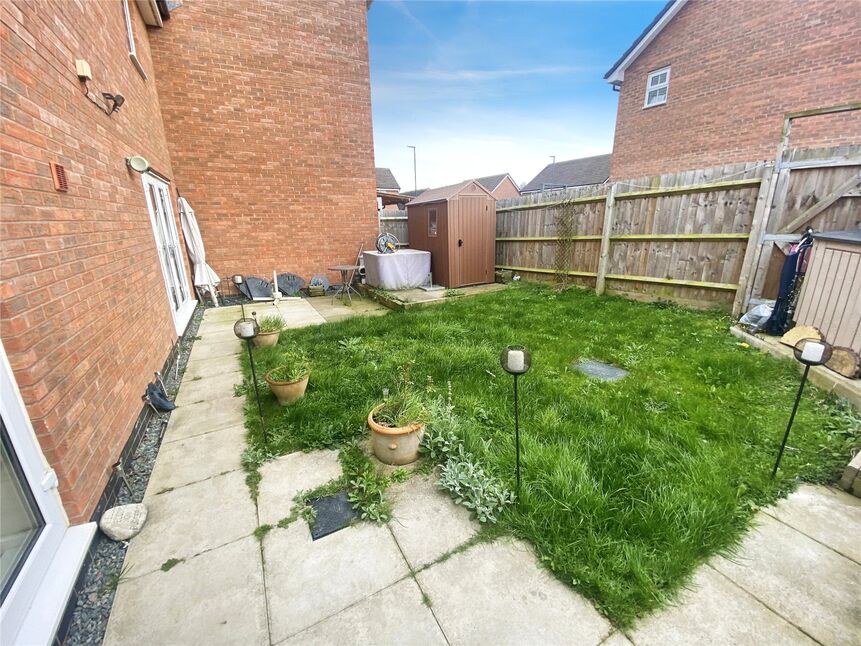 3 bedroom End Terrace House for sale, Queen Elizabeth Road, Nuneaton