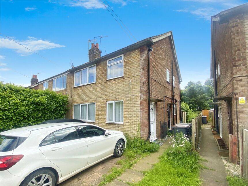Main image of 2 bedroom Flat for sale, Tudor Road, Nuneaton, Warwickshire, CV10