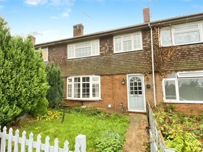 Townsends Close, 3 bedroom Mid Terrace House for sale, £225,000
