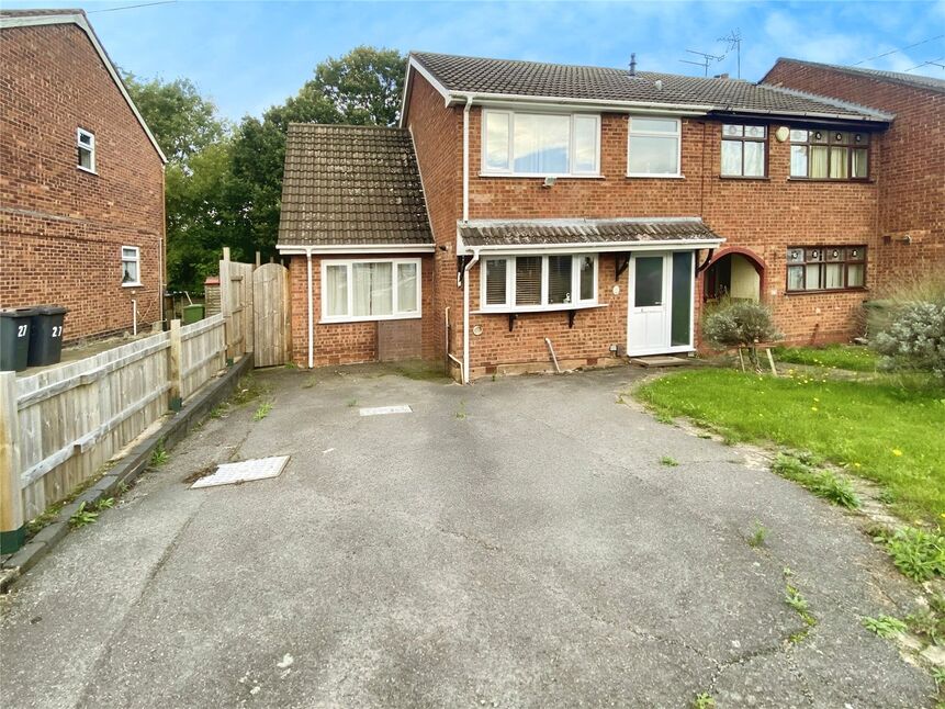 4 bedroom End Terrace House for sale, Woodford Close, Nuneaton, CV10
