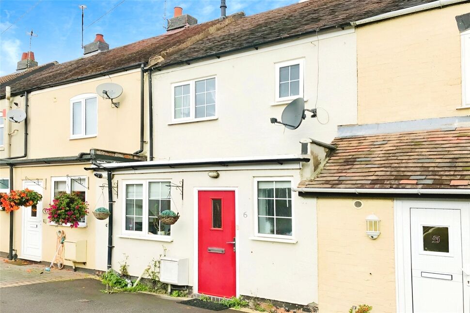 Main image of 2 bedroom Mid Terrace House to rent, Belle Vue, Arbury Road, Warwickshire, CV10